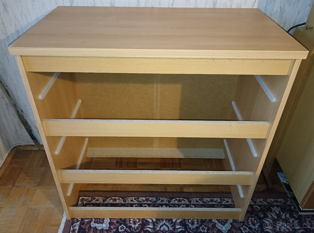 Skříňka/komoda