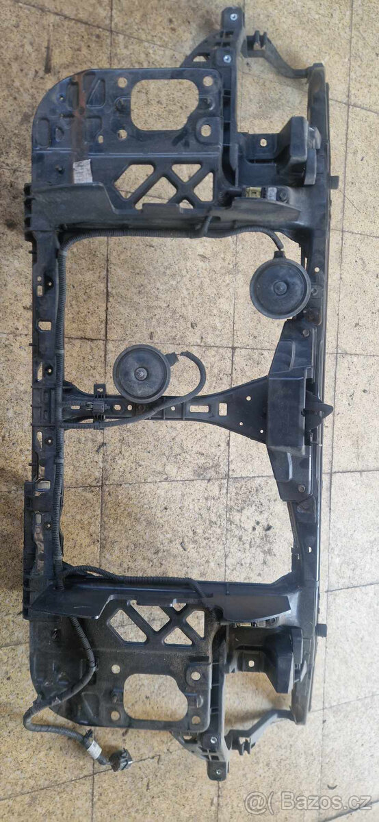 Přední stěna kia ceed 2011