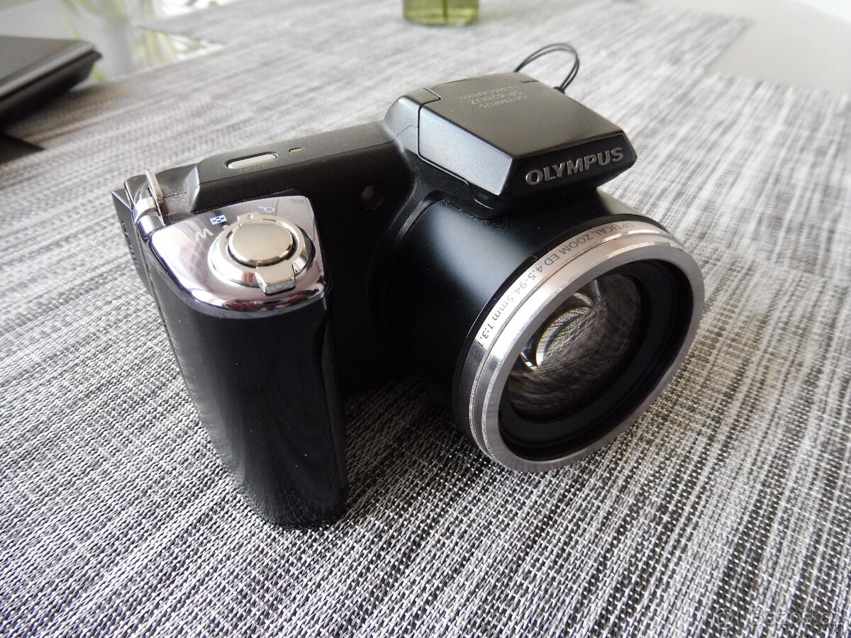 OLYMPUS SP 620UZ