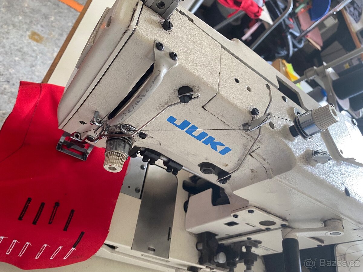 Dirkovaci šicí stroj Juki