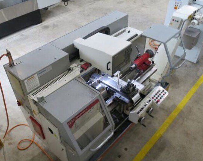 Soustruhy - CNC MT 32 NC