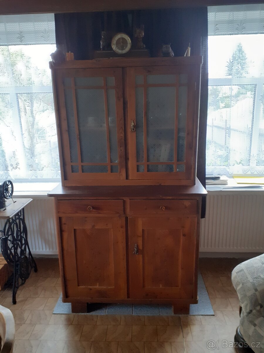 Prosklený bar