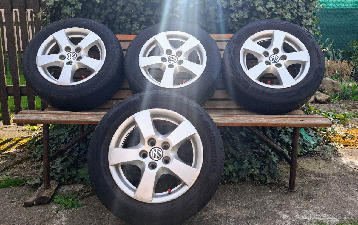 Sada alu kol vw + letní pneu Continental 185/60 R14 82T
