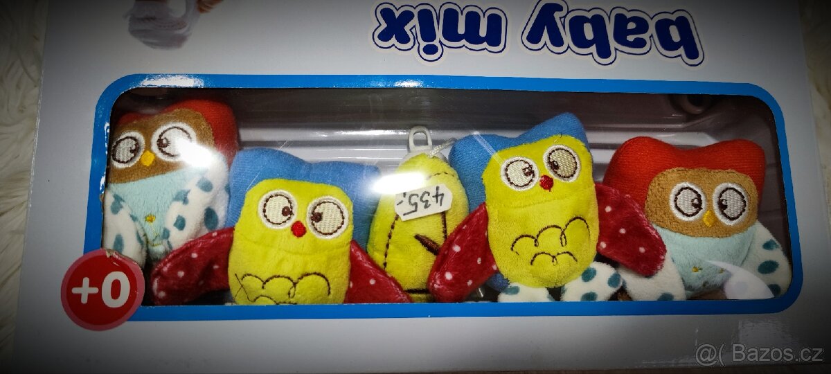 Kolotoč nad postýlku, točící a hrající