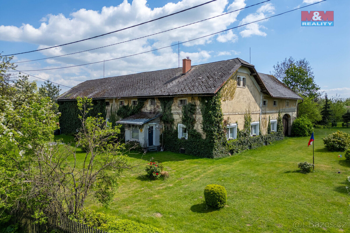 Prodej rodinného domu, 1150 m2, Dobešov