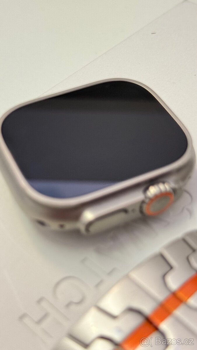 Apple Watch ULTRA2 Natural Titan, krásný stav