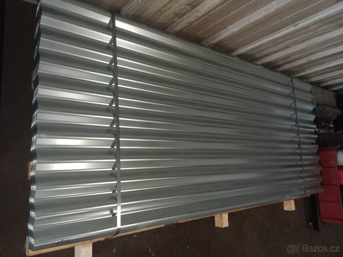 Pozinkovaný vlnitý plech 0,63x1080x2500 mm