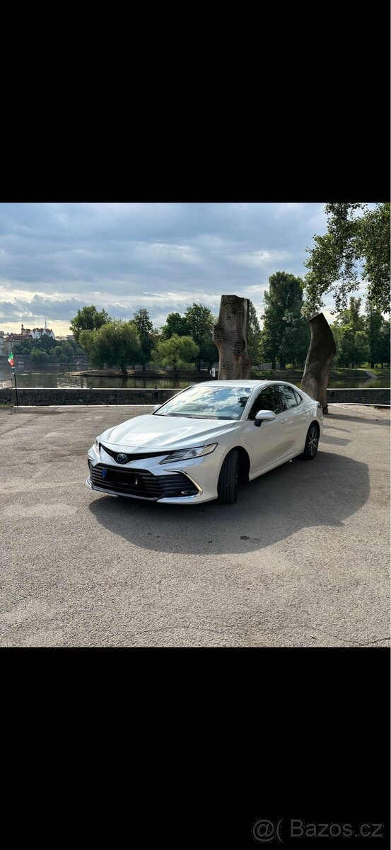 Toyota Camry Executive Hybrid