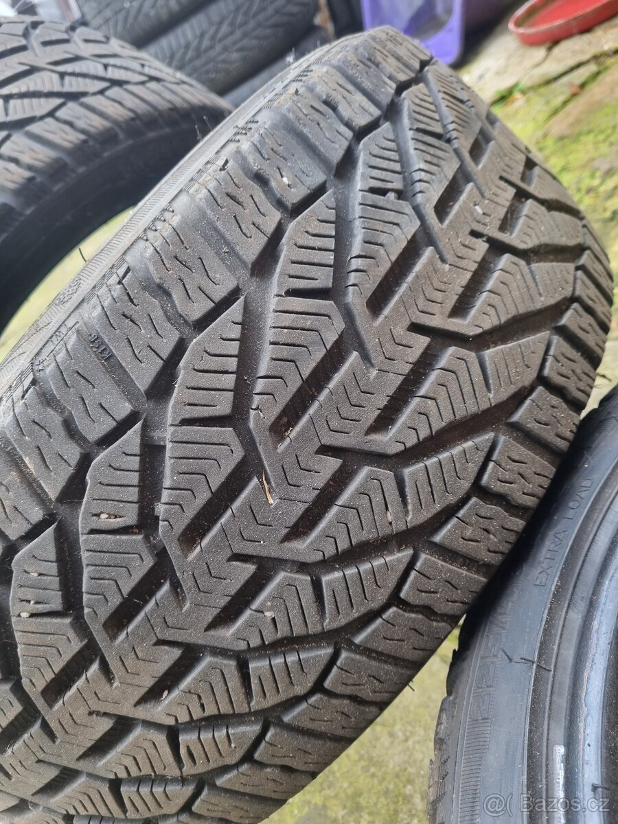 Riken snow 225/40 18