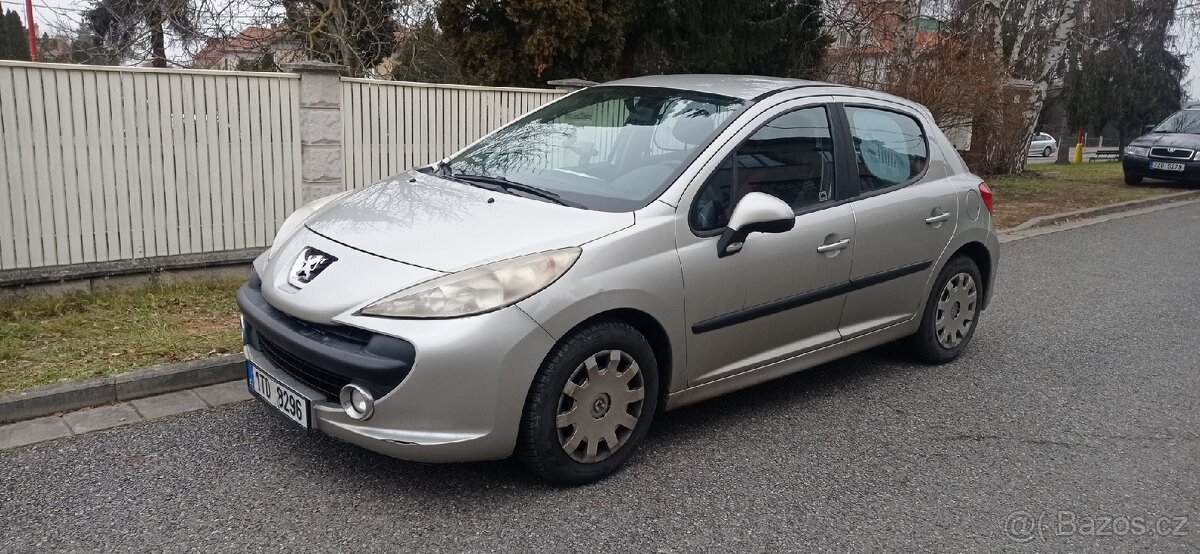 Peugeot 207