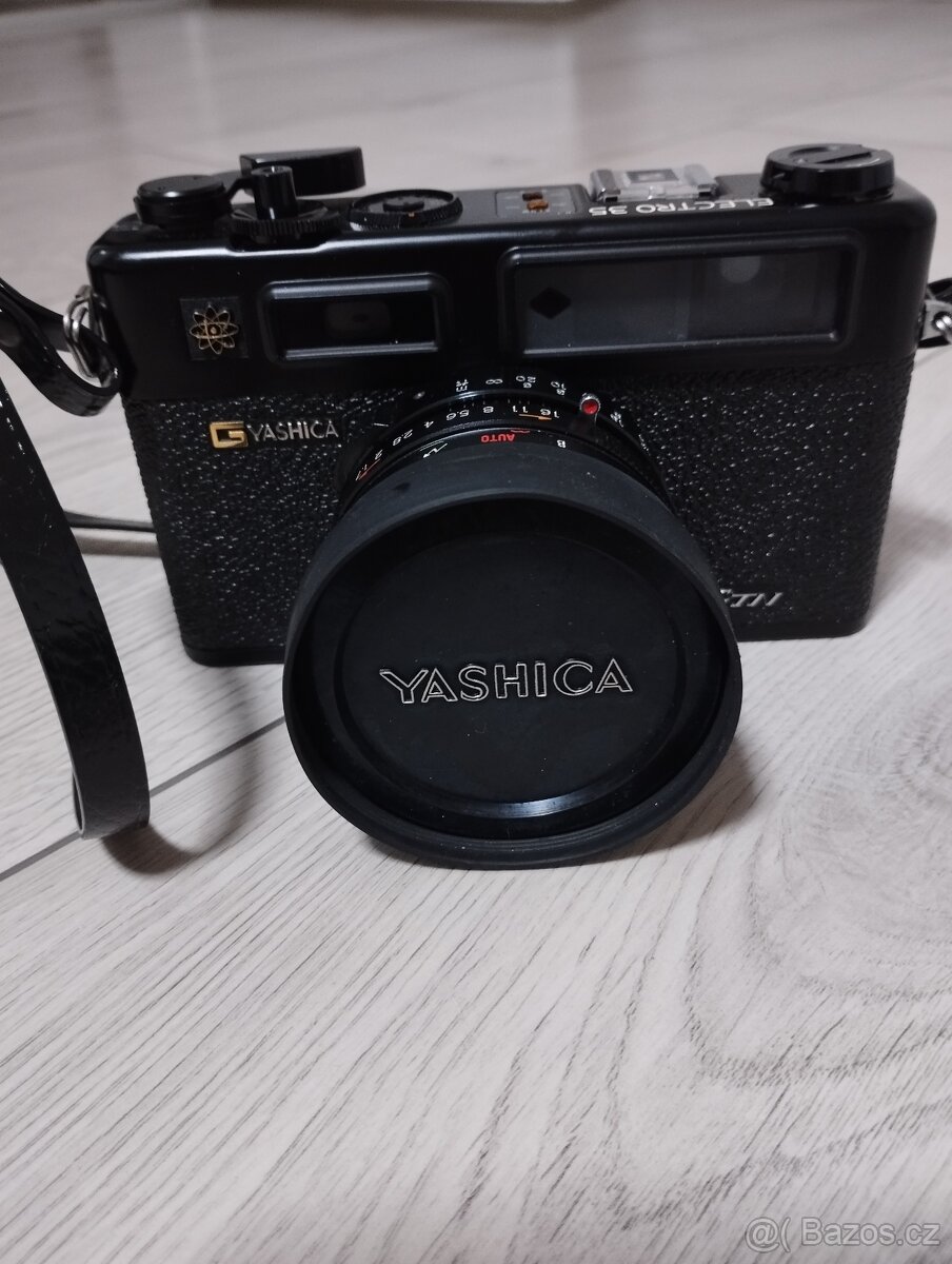 Yashica electro 35 (foto brašna, stativ, blesk)