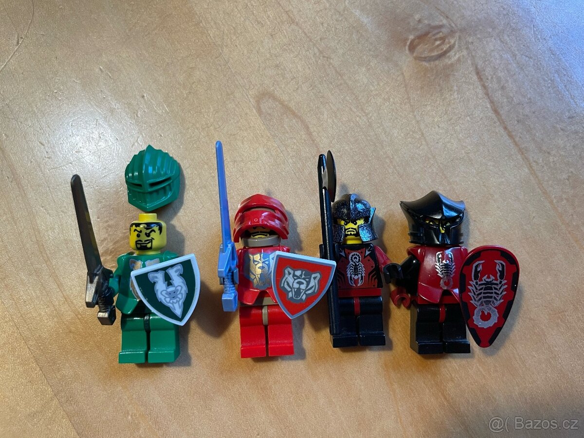 Lego Castle - Knights Kingdom II - minifigurky (r.2005)