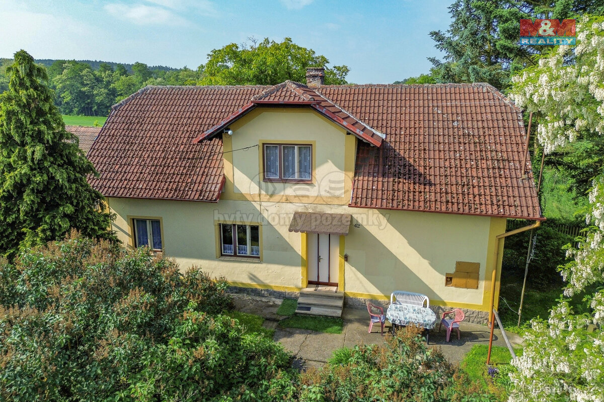 Prodej chapupy, 127 m², Velečín