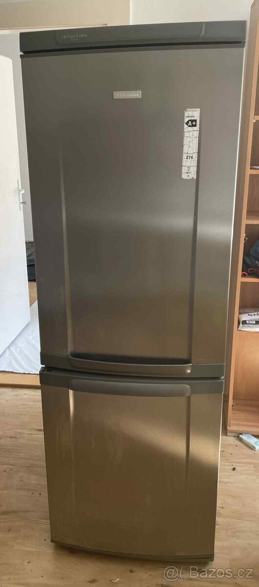 Prodám lednici Elektrolux