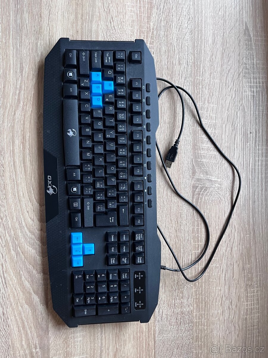 Herní klávesnice Scorpion K215