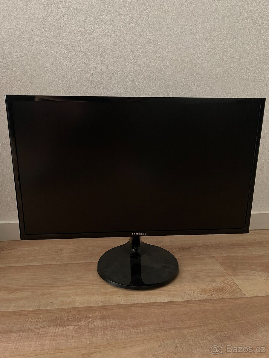 24" Samsung S24F350