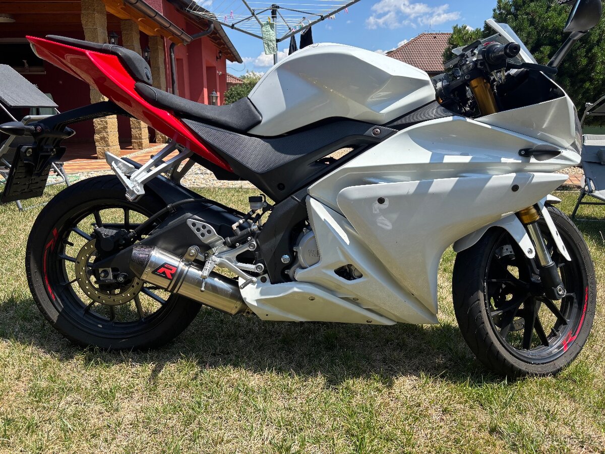 Yamaha yzf-r 125