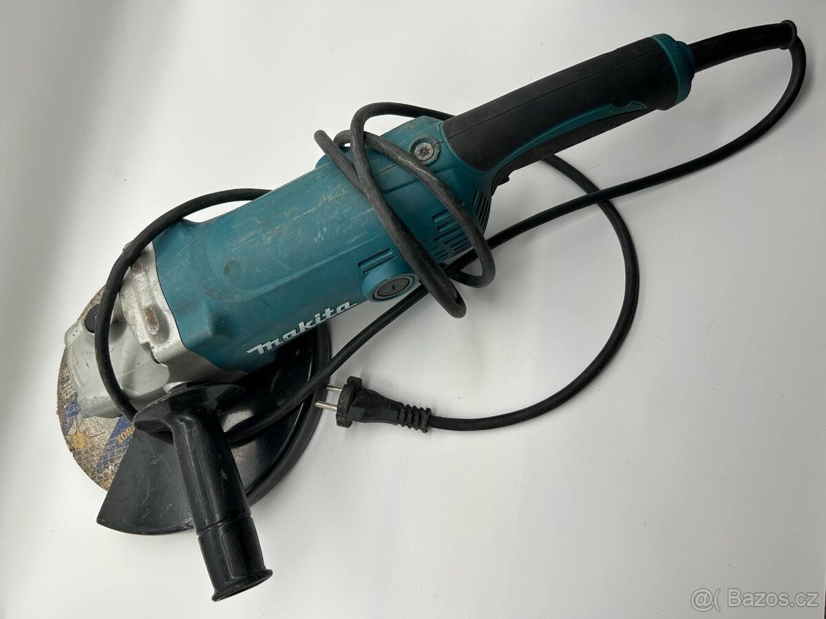 Makita GA 9050R