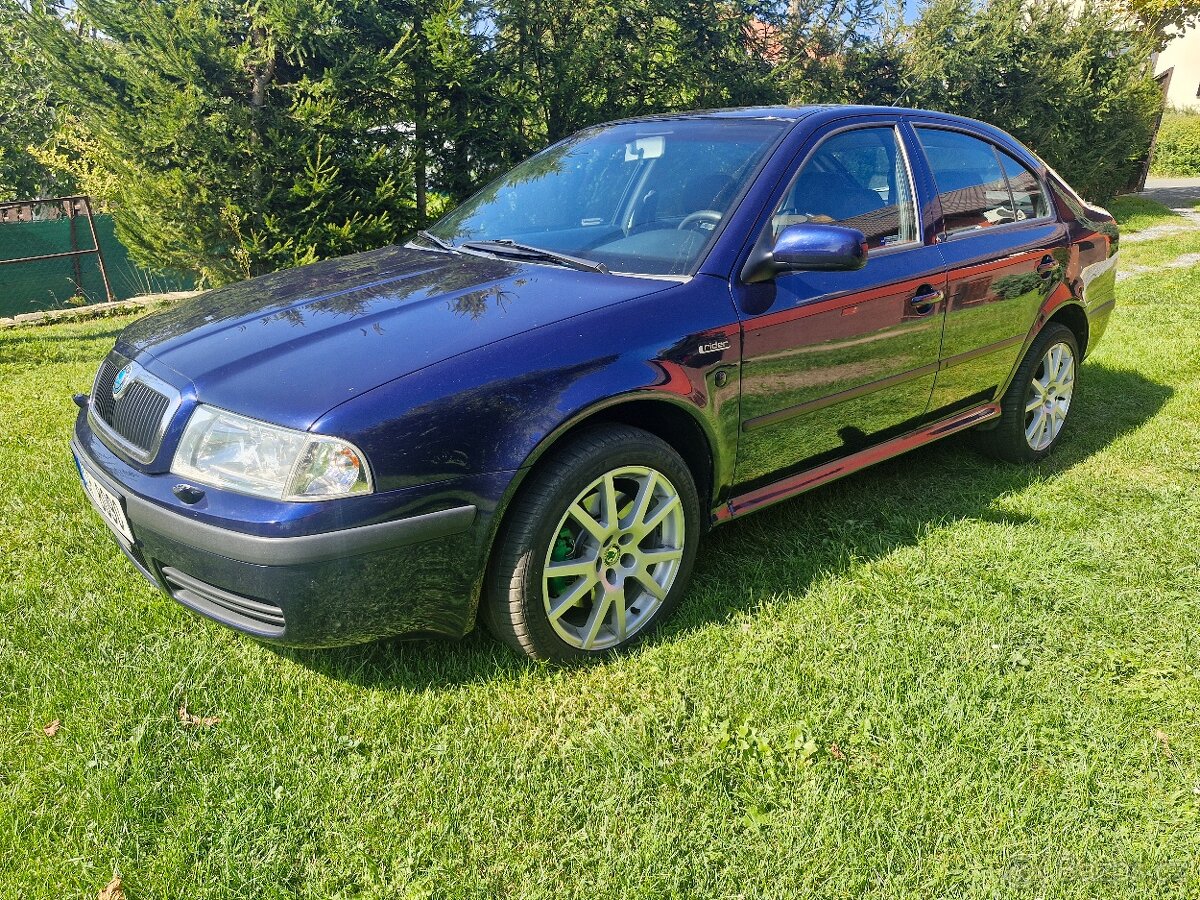 Škoda Octavia 1.8 T 4x4 liftback
