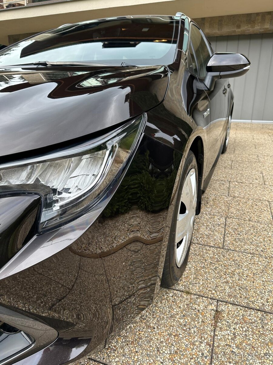 Toyota Corolla Touring 1.8 Hybrid Exclusive 122000 Km ZARUKA