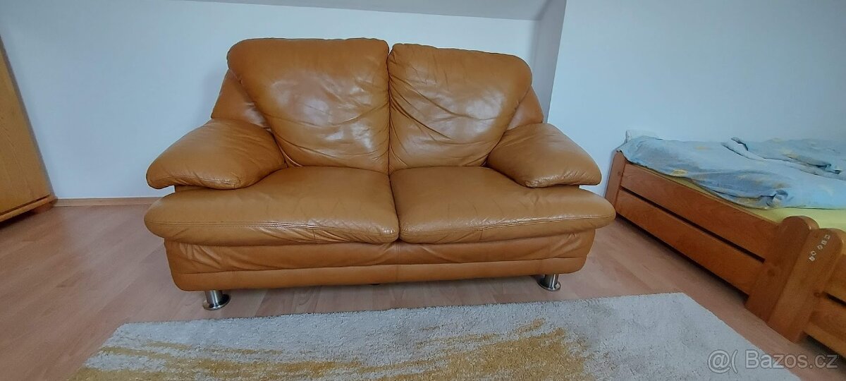 Kožená pohovka
