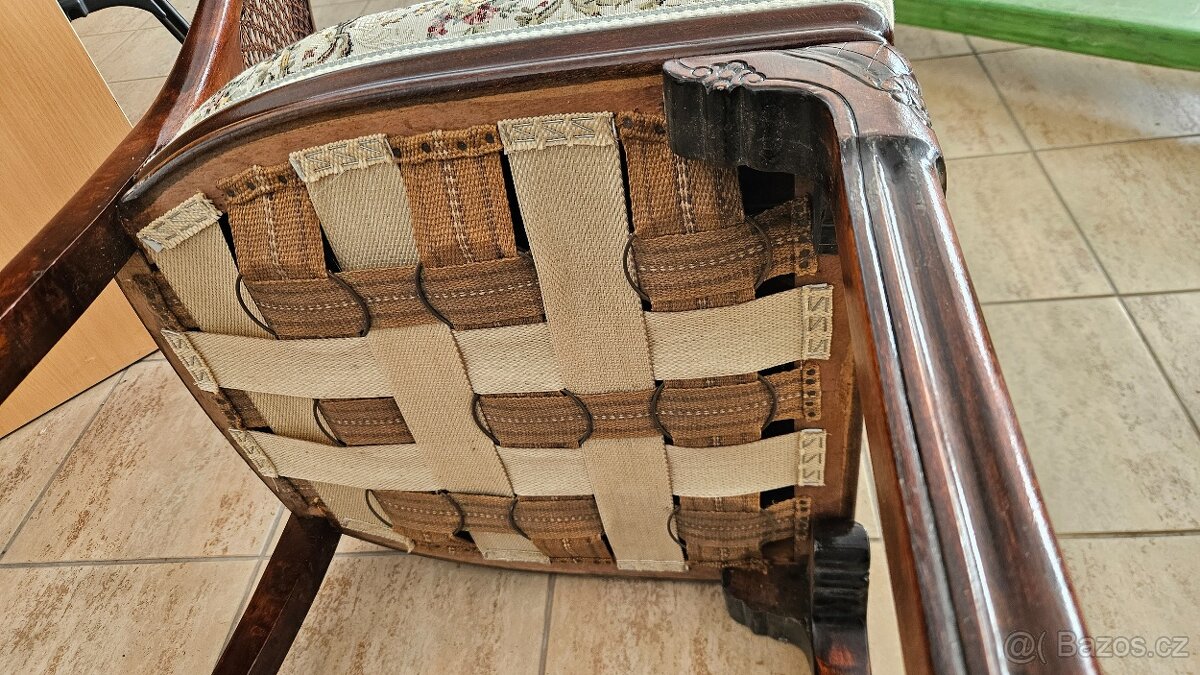 Starožitné čalouněné židle