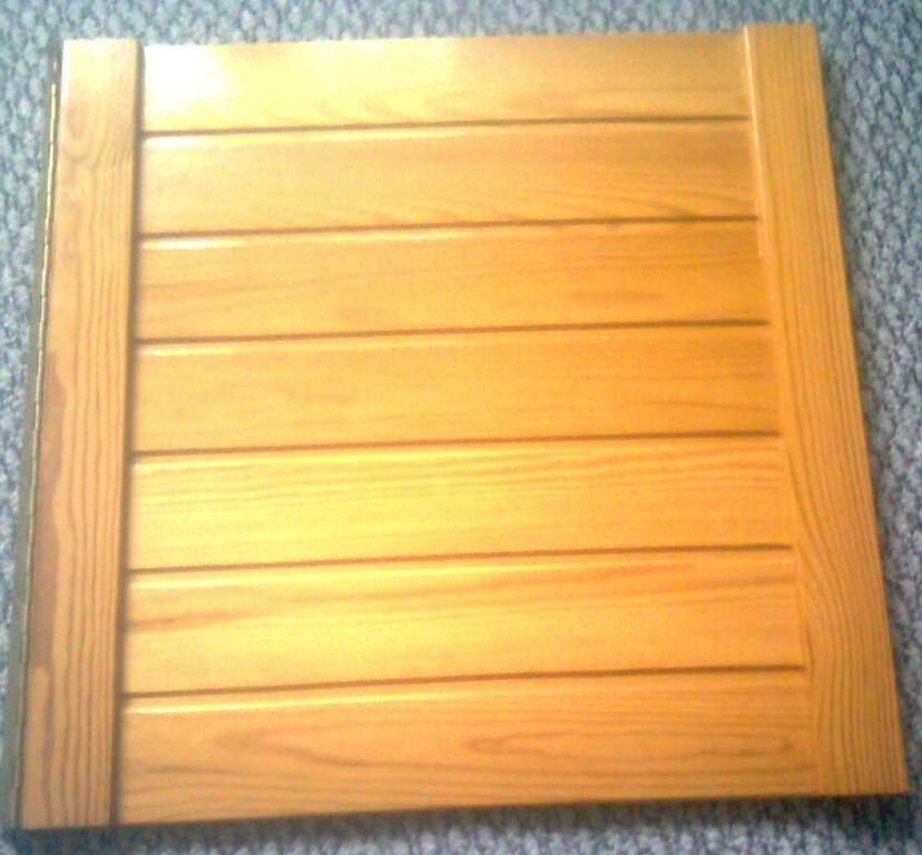 Dvířka na chatu, pergolu