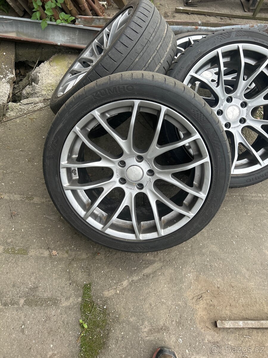 Breyton R20 dvourozměrná 5x120 et35