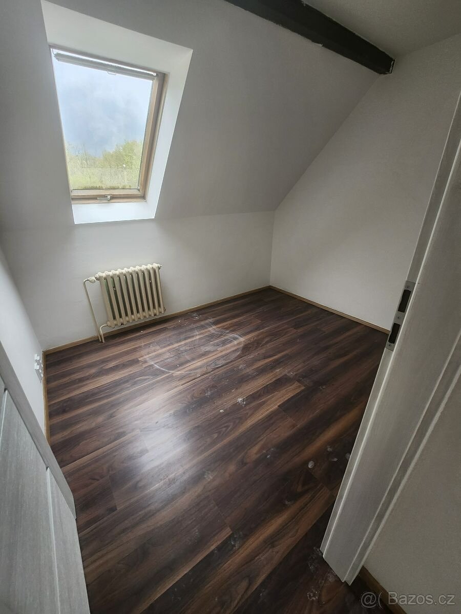 Pronájem bytu pokoje 9m²  Praha - Strašnice