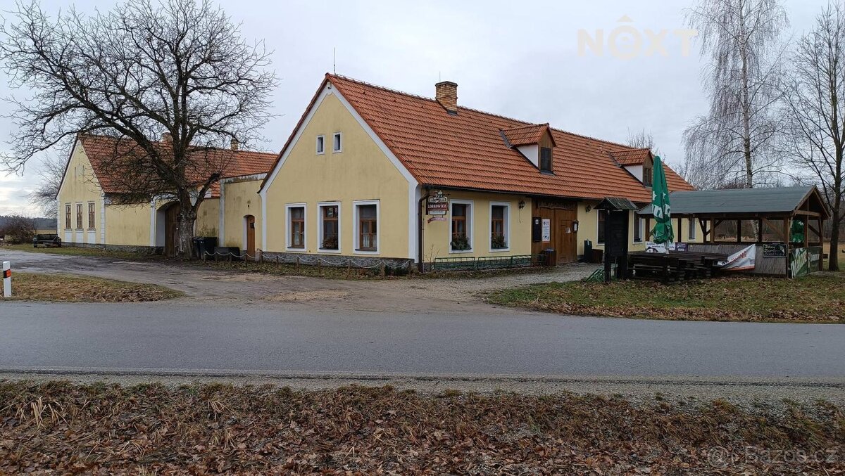 Pronájem komerční Restaurace, 590㎡