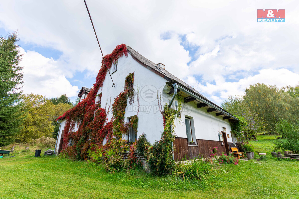 Prodej rodinného domu, 500 m², Vikantice