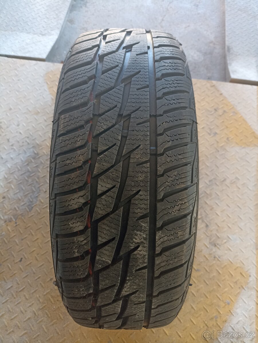 215/60 r17
