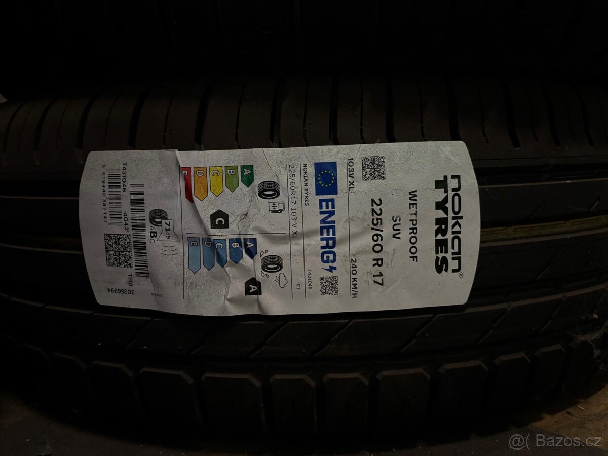 NOKIAN 225/60 r17 NOVÉ