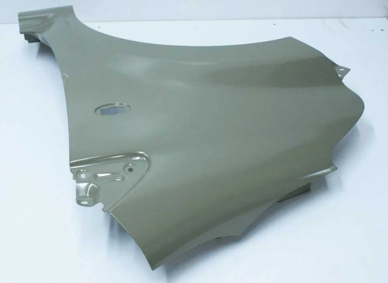 Levý přední blatník OEM Toyota Aygo I