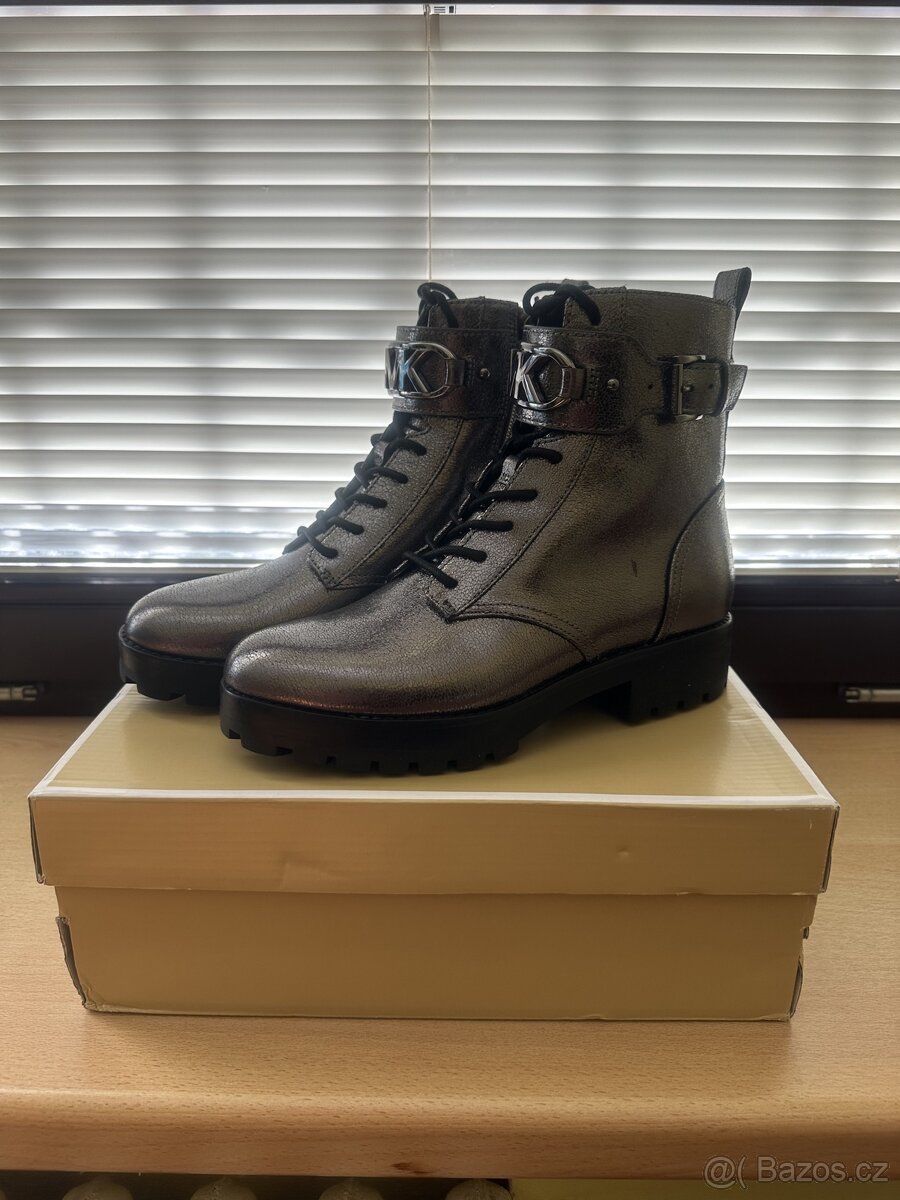 Boty Michael Kors