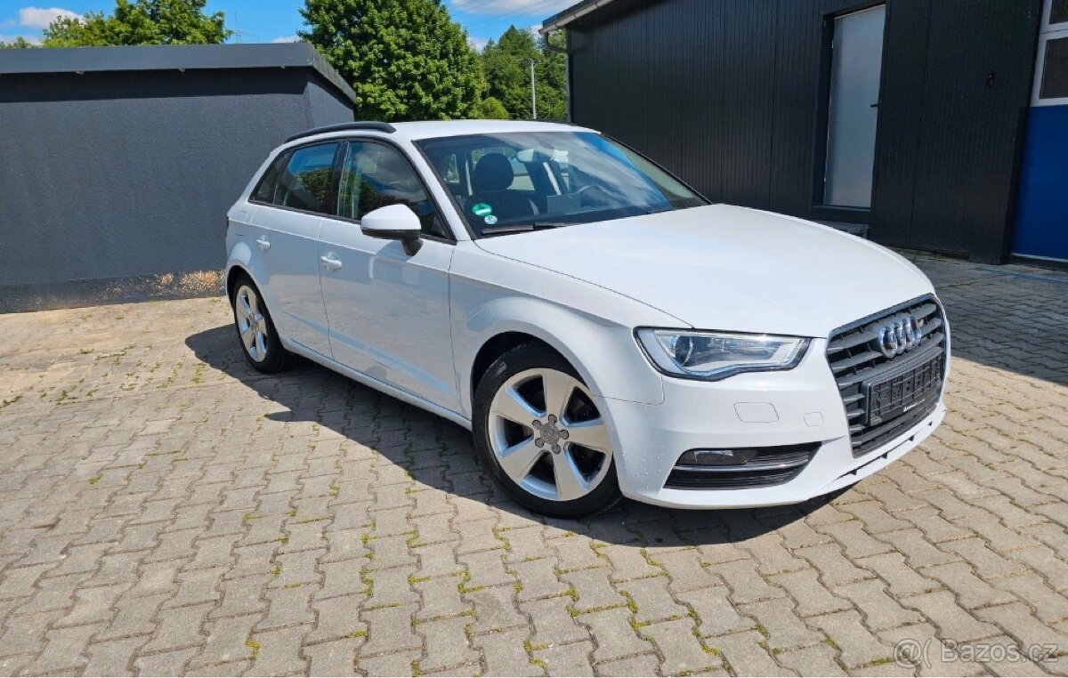 Audi A3 III 2.0 TDI 110kW - AUTOMAT, XENONY, PLNĚ FUNKČNÍ