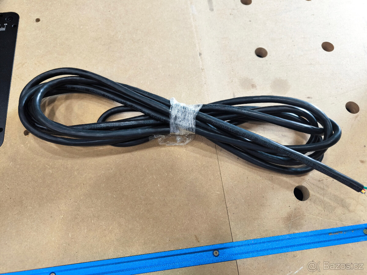 Stíněný Kabel 4x1,5 (4G1,5) - 5 metrů - Nový