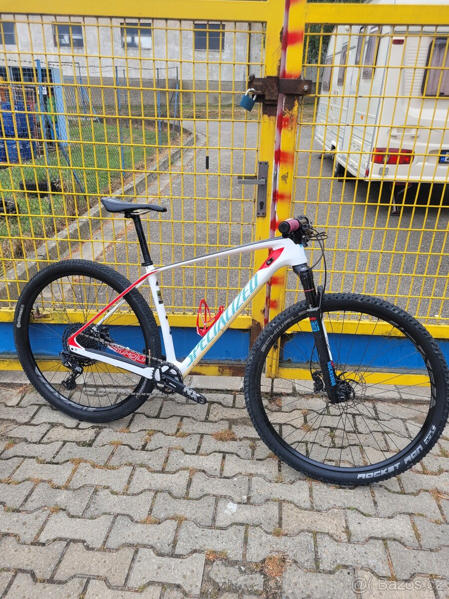Specialized stumpjumper carbon velikost L