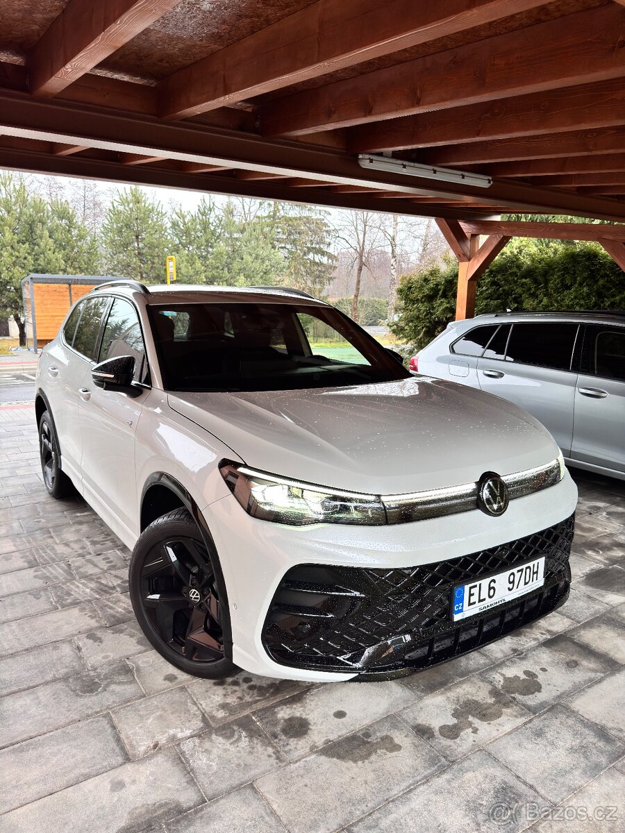 VW Tiguan R-Line 1.5 TSI Plug-in hybrid 200 KW