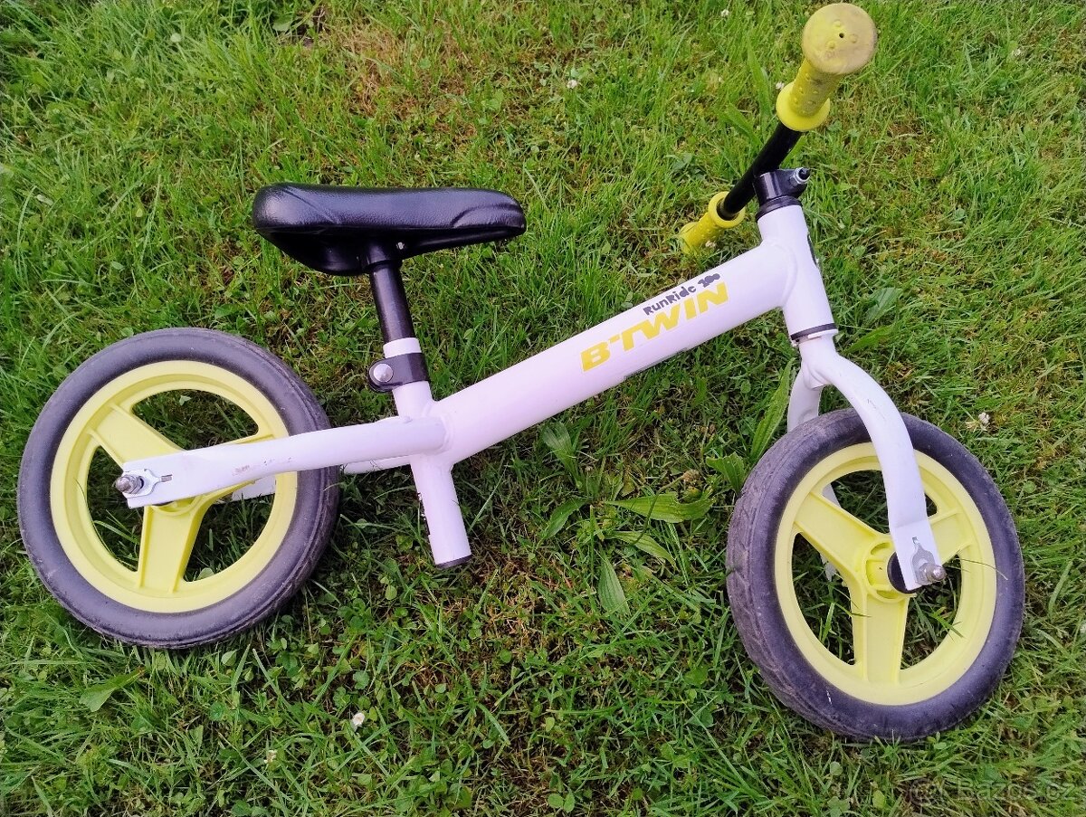 Odrážedlo Btwin runride