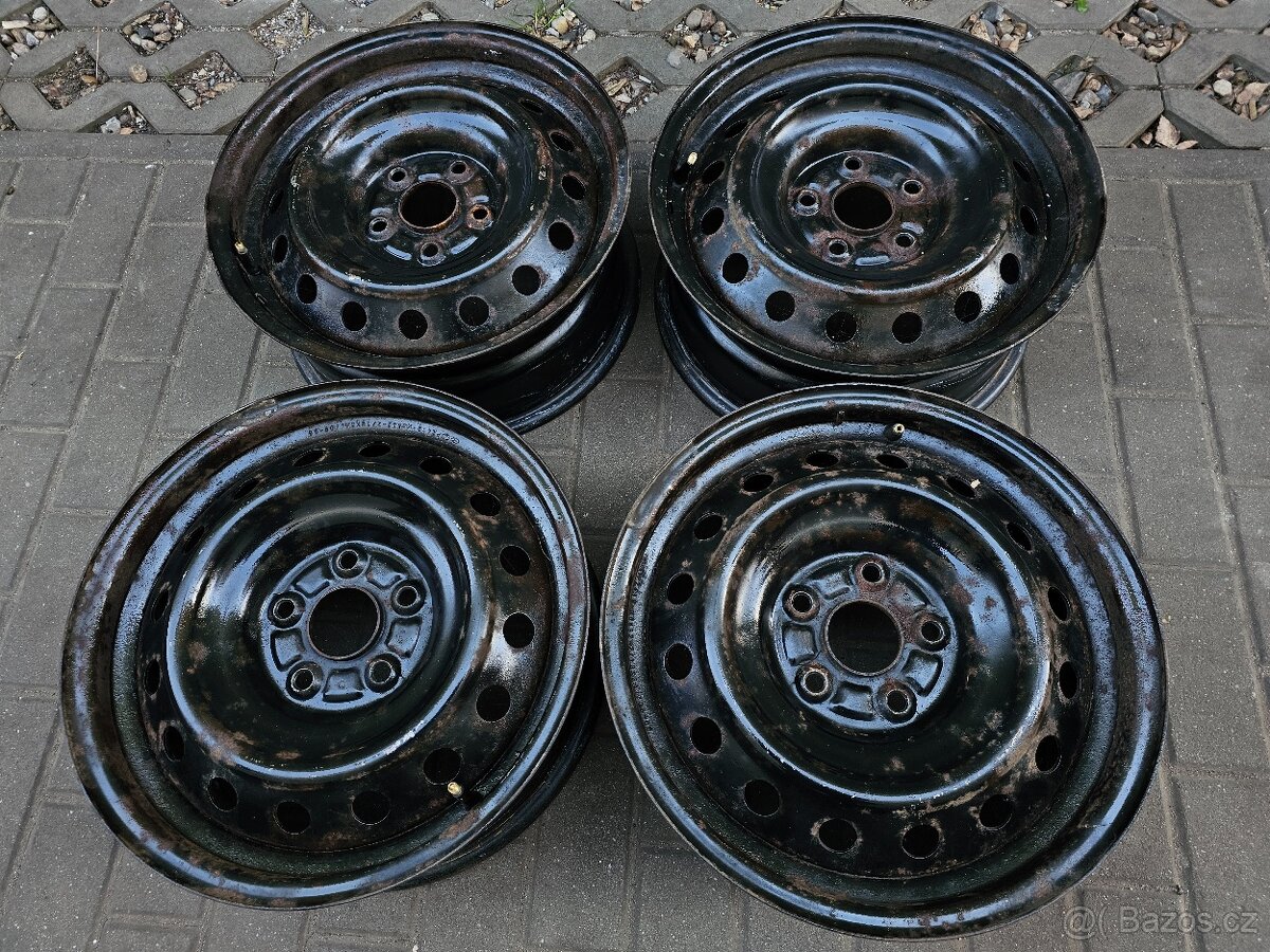Plechové disky Toyota R16 5x114,3 ET39 6,5J Auris Corolla