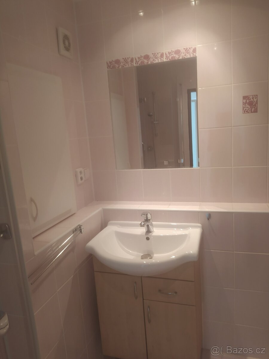 Pronájem  bytu 1+1 35m2, Pardubice