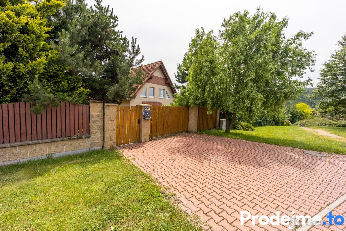Prodej rodinného domu 5+kk, 124 m2 - Libeř, Praha - západ