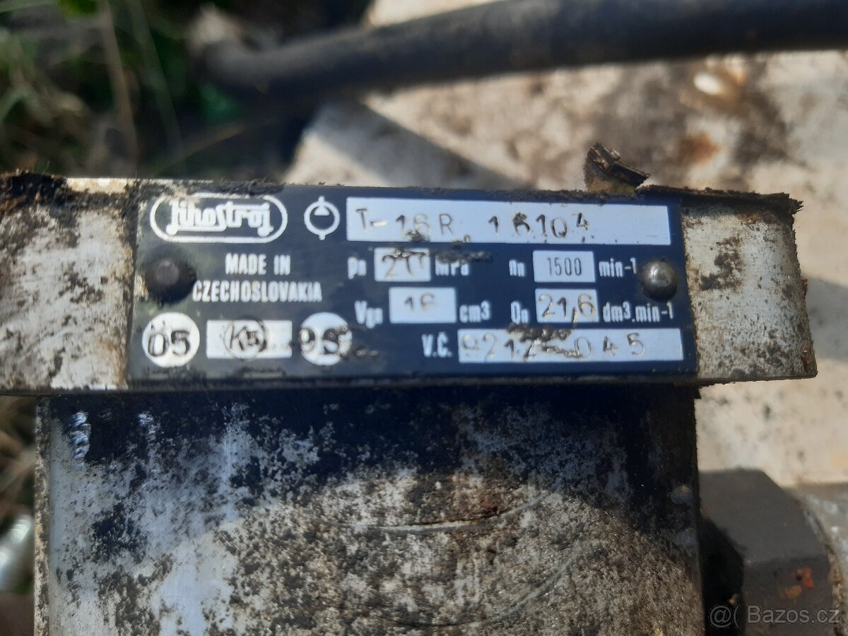 Hydraulické čerpadlo s filtrem