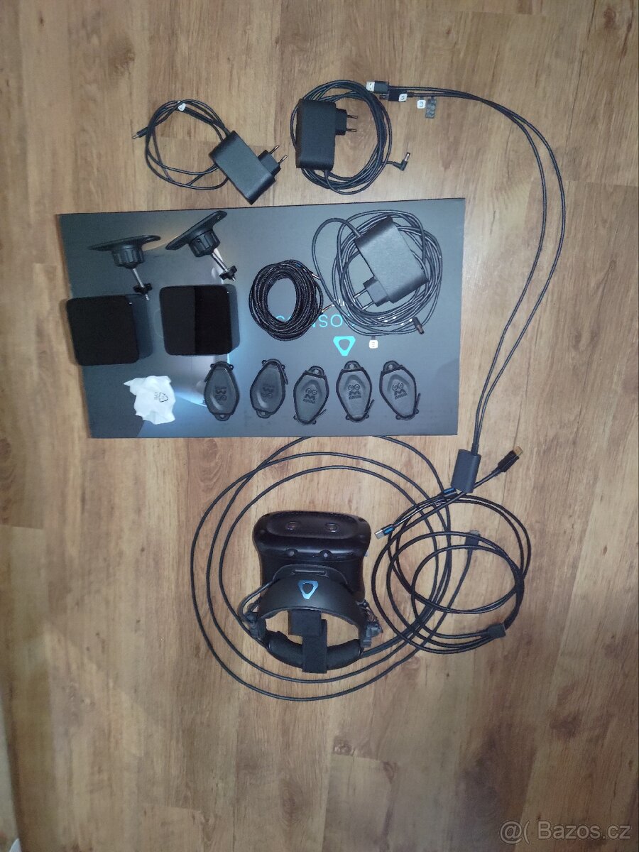 HTC VIVE Cosmos Elite