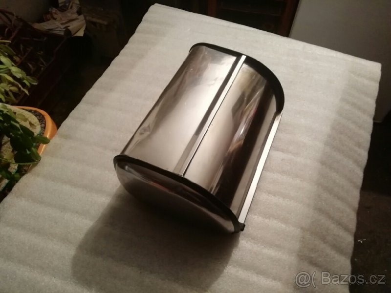 Nerezový chlebnik/Schránka na pečivo