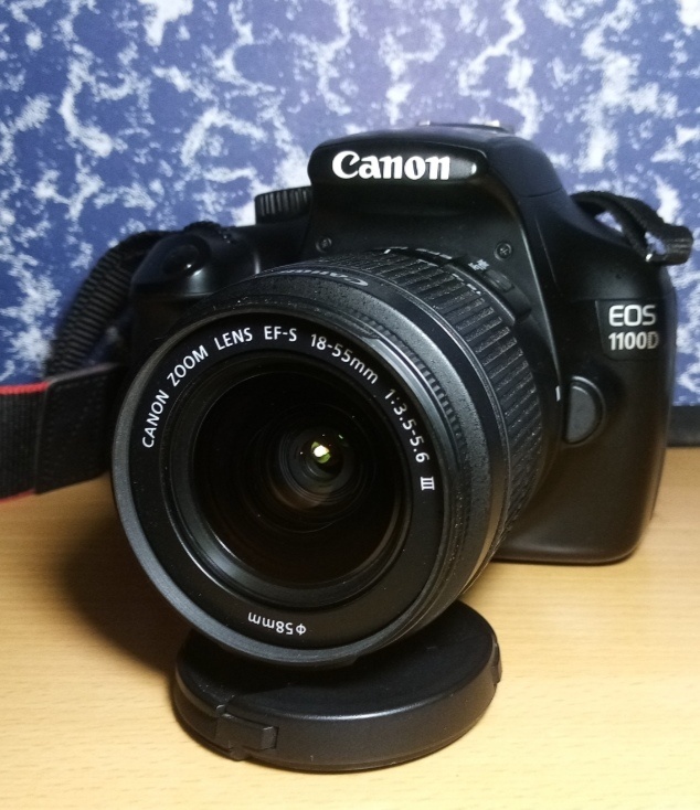 Digitální fotoaparát Canon Eos 1100D + Objektivy