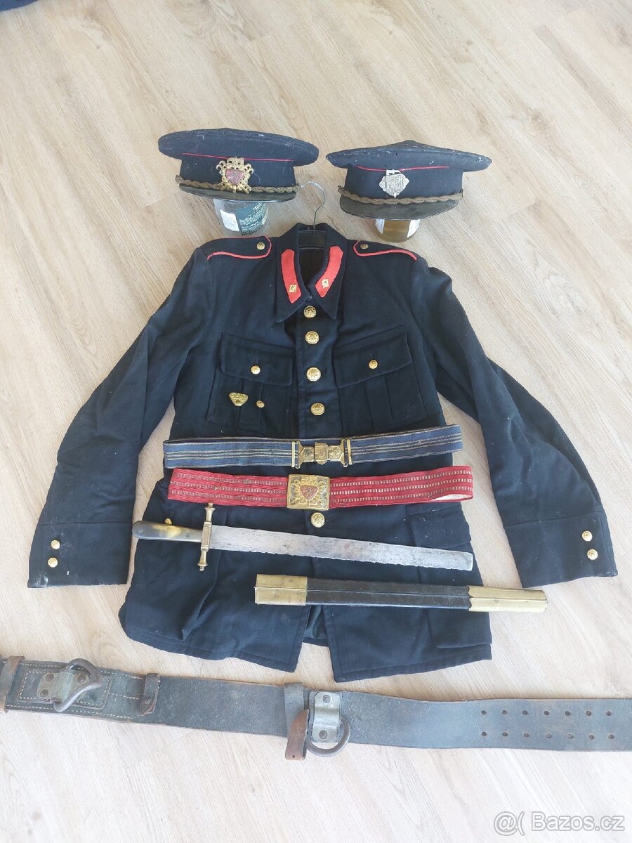 Historická hasičská uniforna