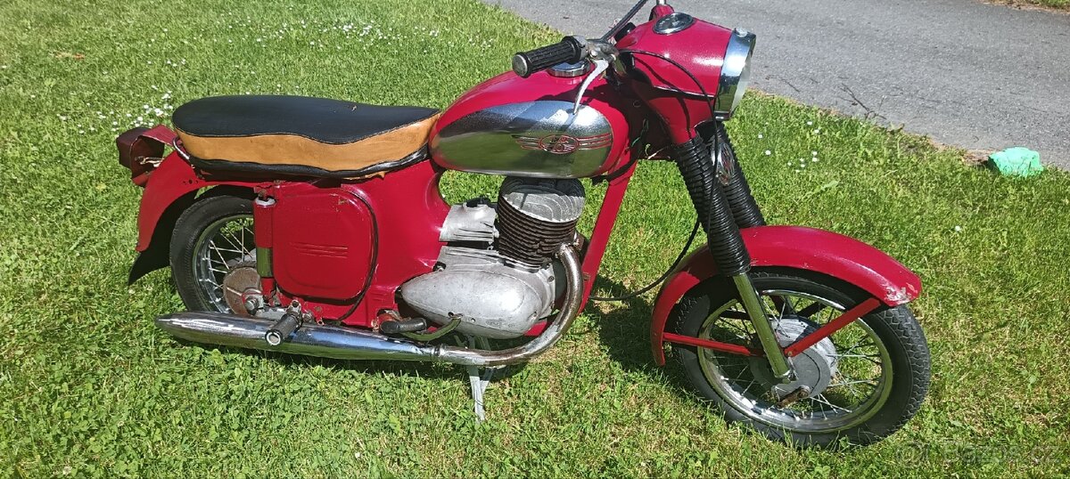 Prodám JAWA250 panelka