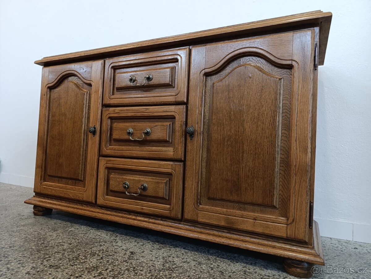 Rustikální komoda, nábytek z masívu, Nábytek s příběhem